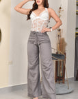 Jean Mujer Levanta Cola (C-BY254082-T) ●