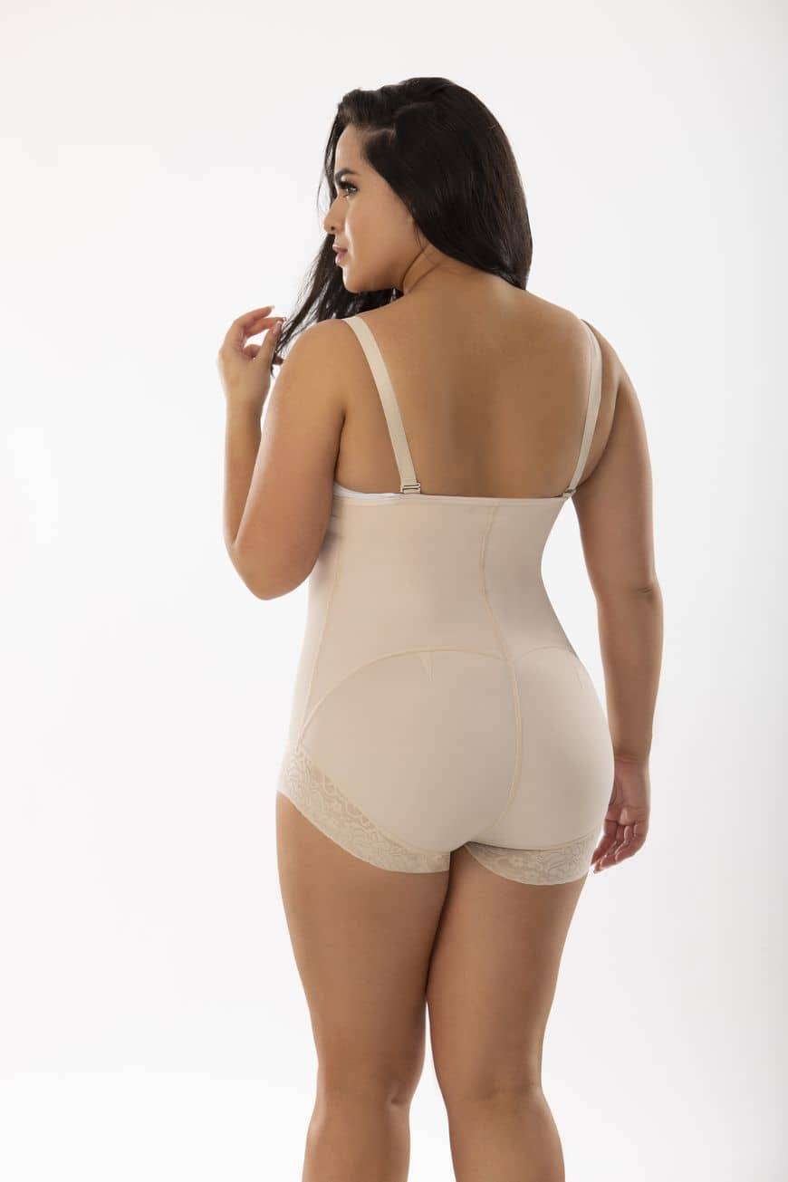 Faja Panti con Triple Abrochadura Senos Libres (C-FP04122-S)