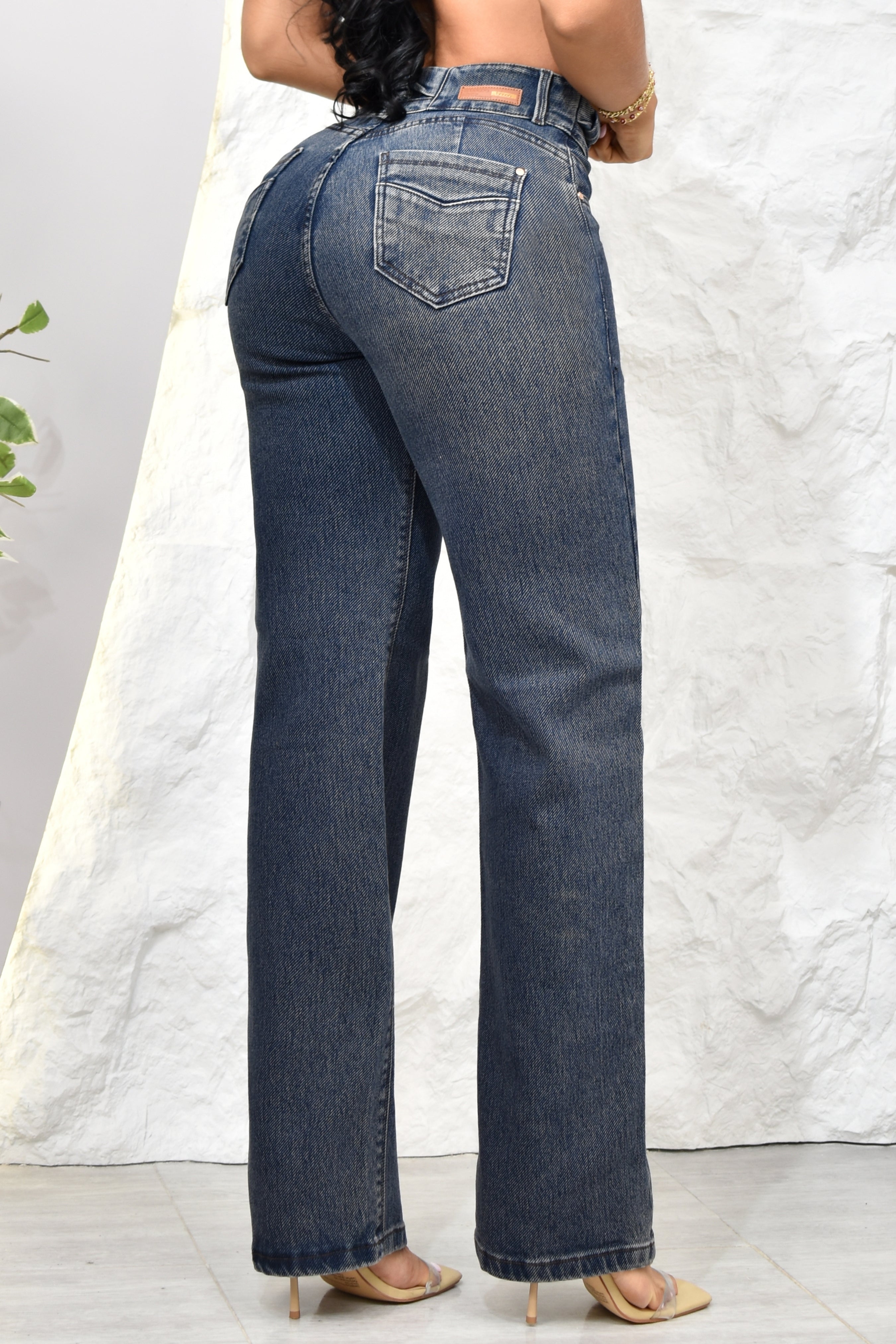 JEANS BOTA RECTA, (CLASICO)  HORMA PERFECTA  REF. B264036