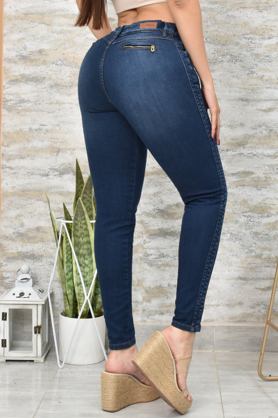 Jean Mujer Levanta Cola (C-BK40145-T) ●