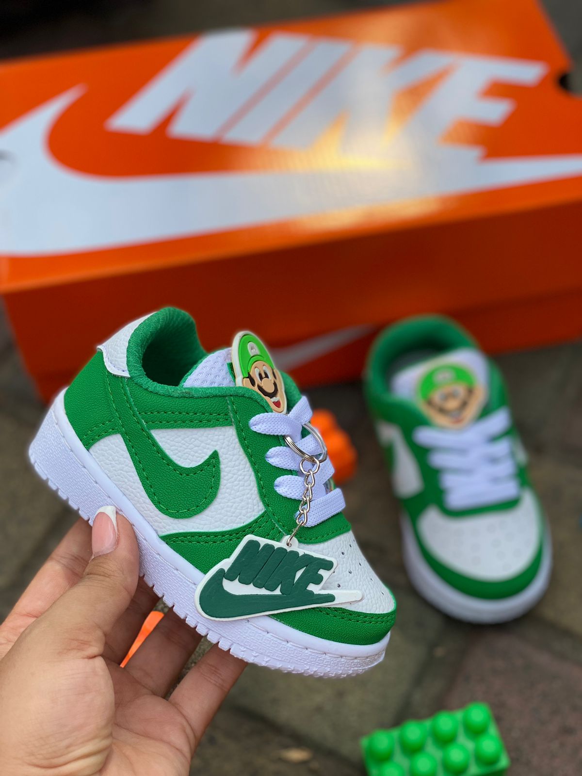 F1 Comics Tennis (C-809333-S)