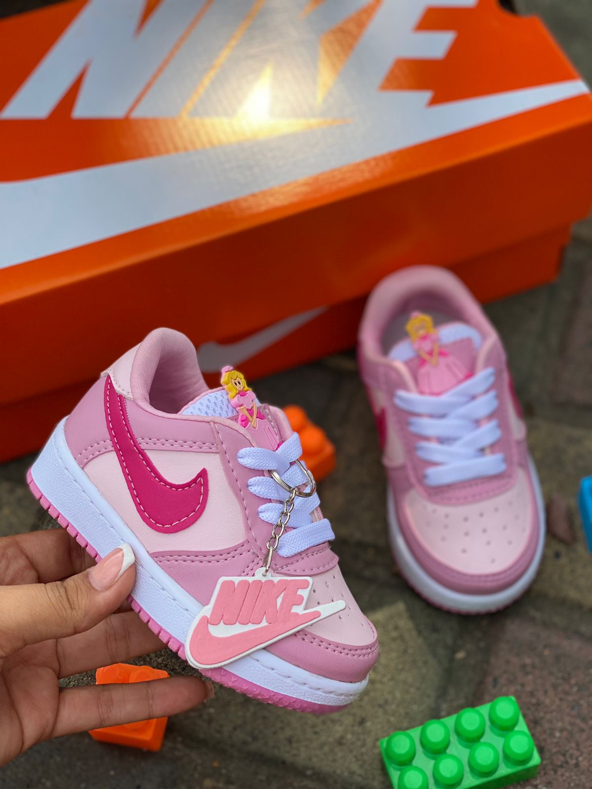 F1 Comics Tennis (C-809333-S)