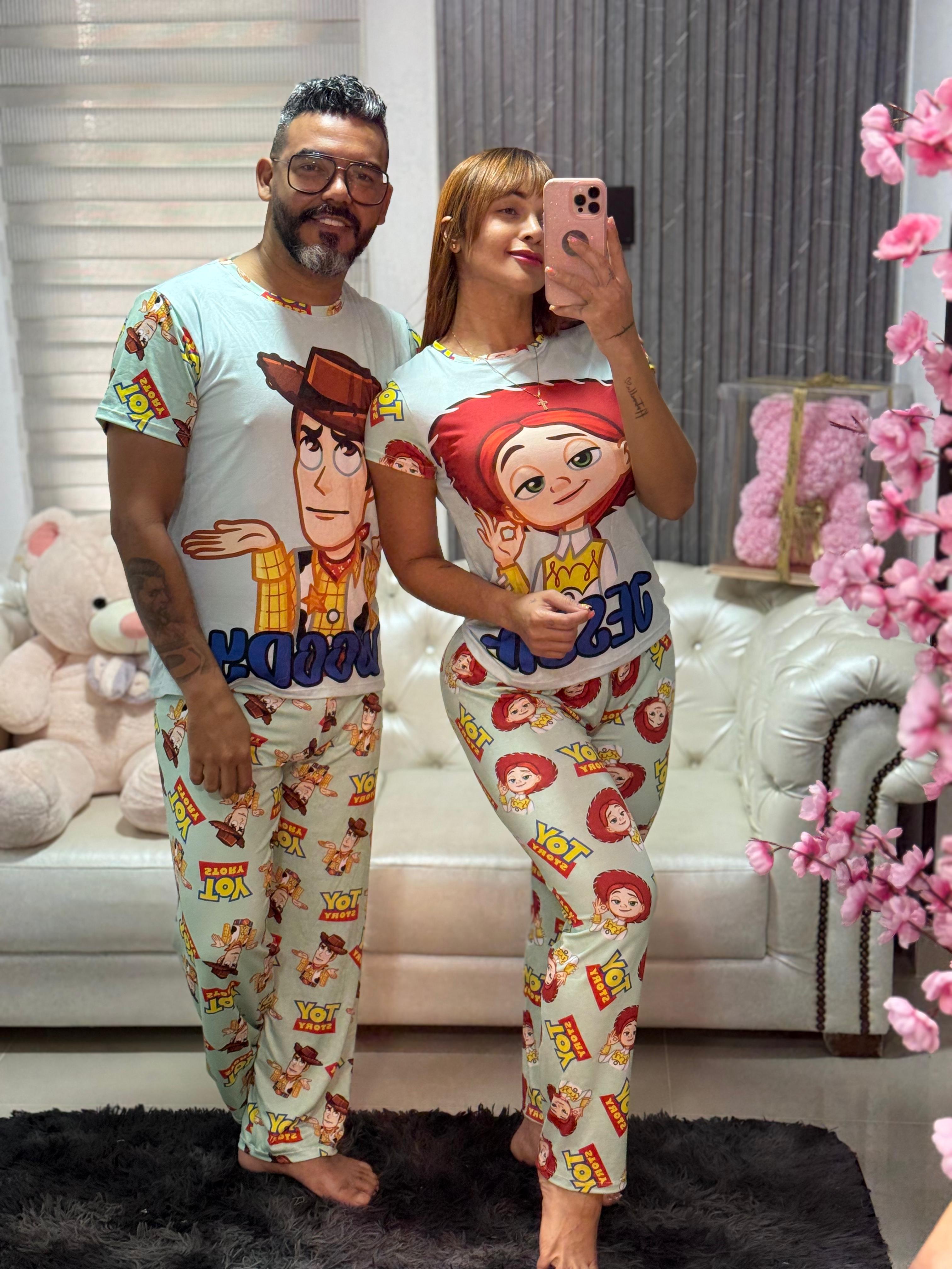 Couple Pajamas (C-1732165-S)