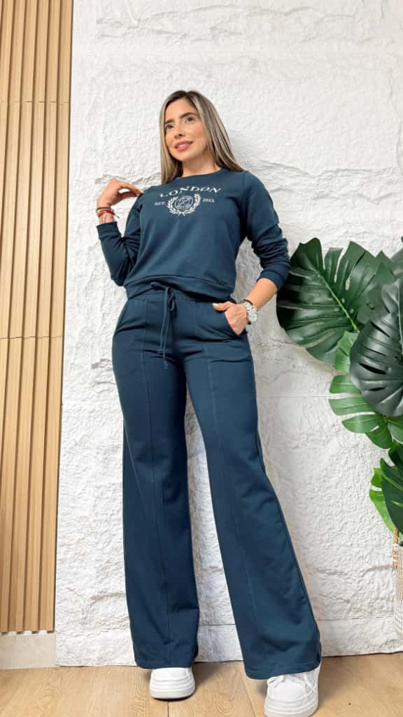 Conjunto Mujer Bota Campana (C-1968625-R) ●