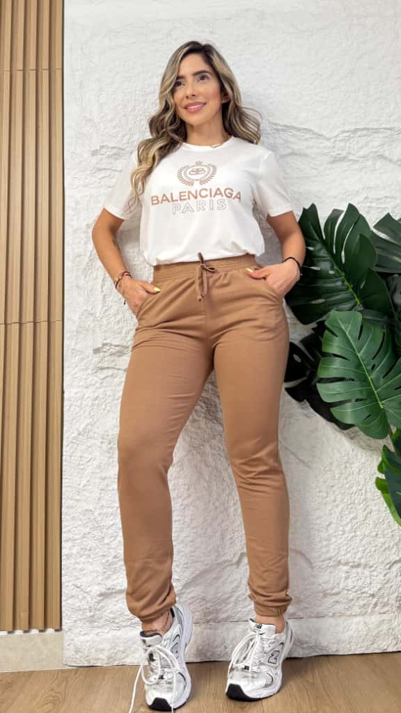 Conjunto Mujer Tipo Jogger (C-2040086-R) ●