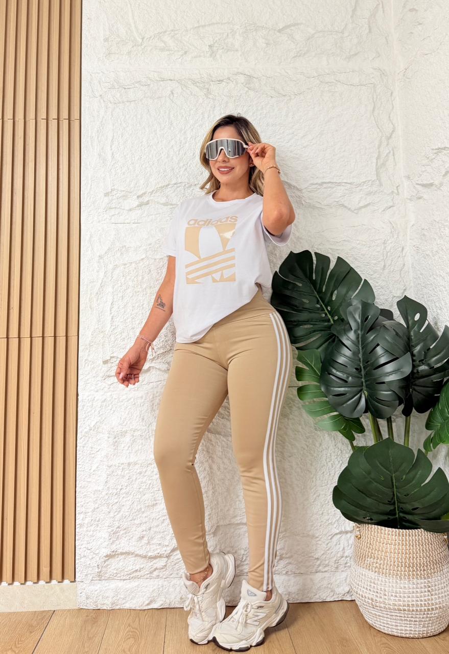 Conjunto Deportivo Mujer (C-2082412-R) ●