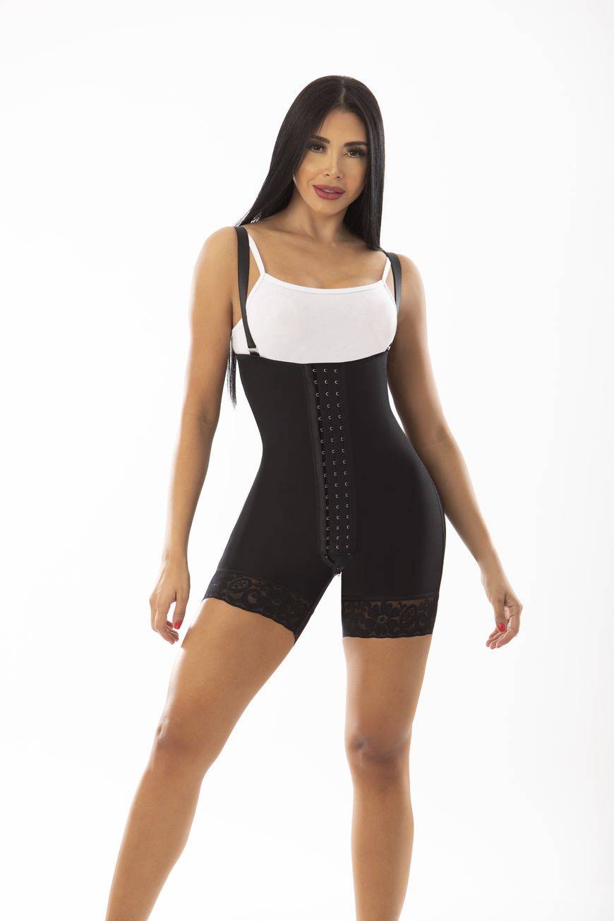 Faja Short con Triple Abrochadura y Cierre Perineal (C-FP02143-S)