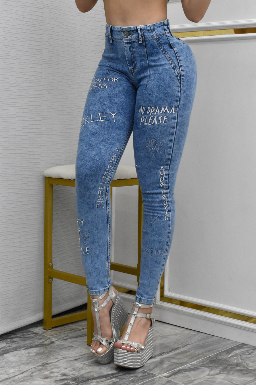 Jean Mujer Levanta Cola (C-BK40109-T) ●