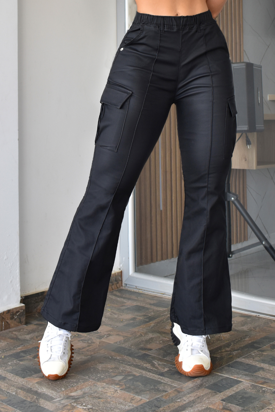 Pantalon Mujer Levanta Cola Cuerina (C-BY40413-T) ●