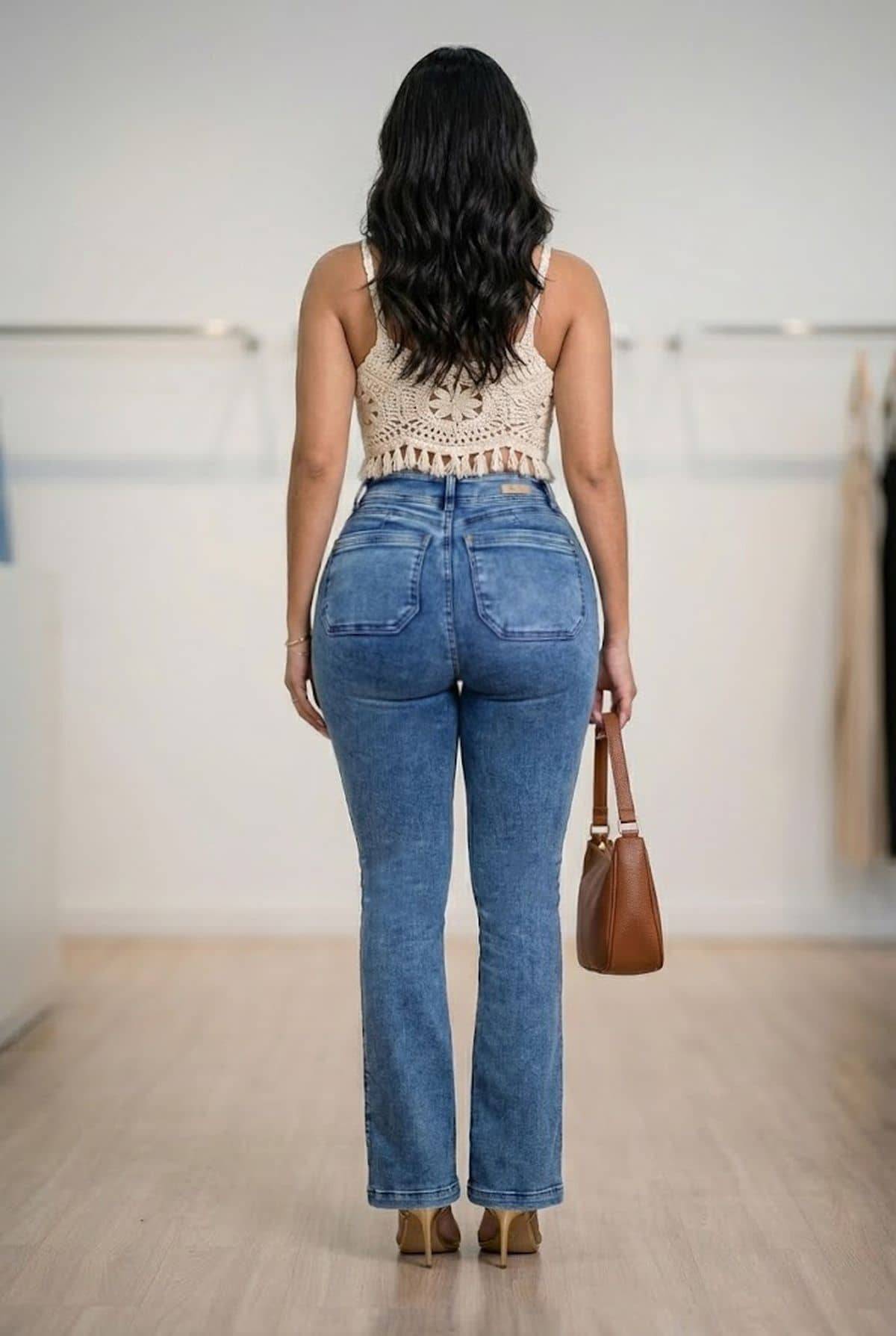 Jean Colombiano Bota Campana (C-PC7737-M)