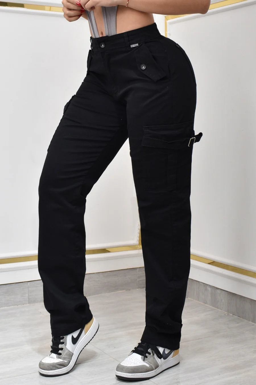 Jean Mujer Levanta Cola (C-BY254036-T) ●
