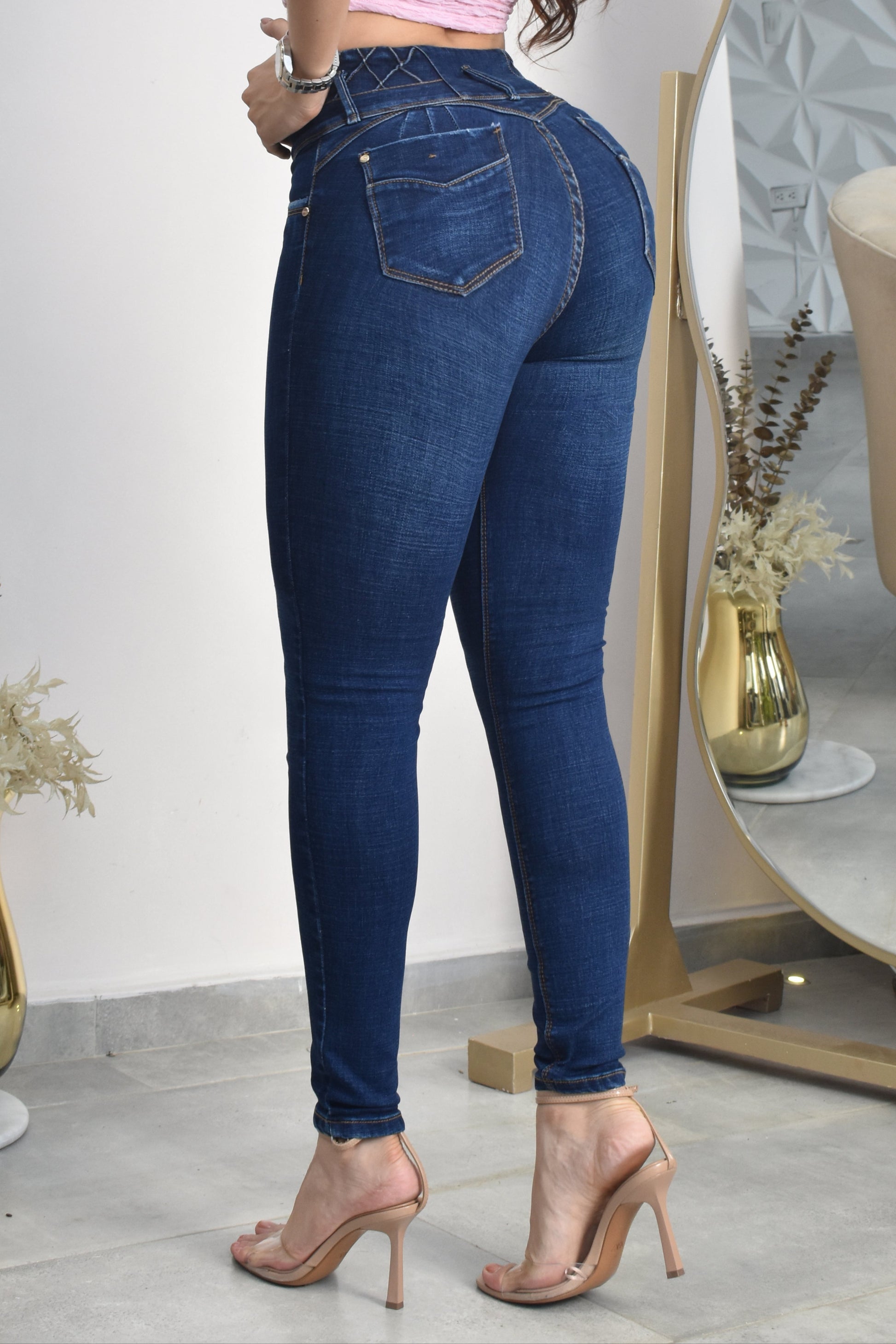 Jean Mujer Levanta Cola (C-B254046-T) ●