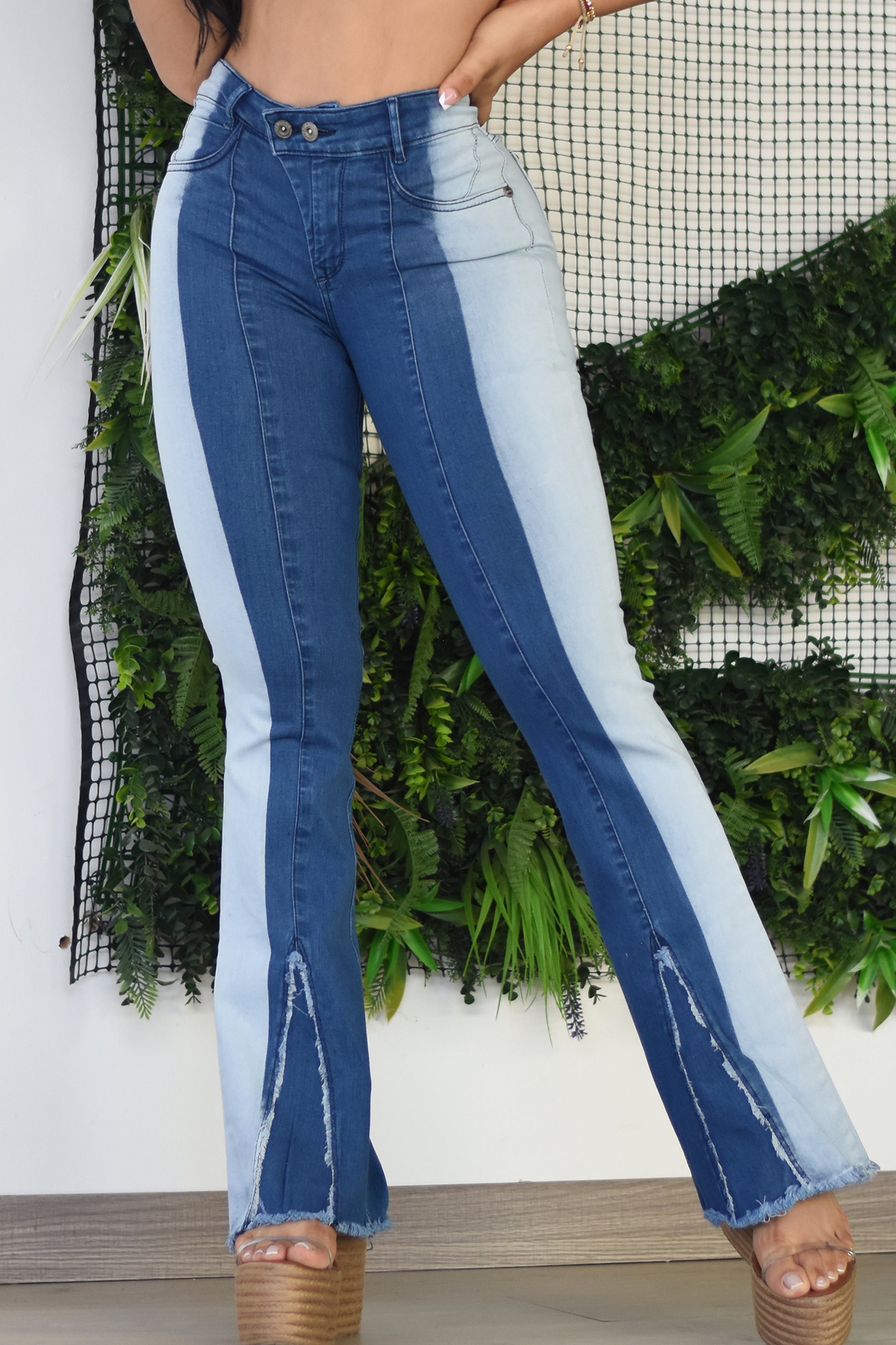 Jean Mujer Levanta Cola Campana (C-BK4061-T) ●