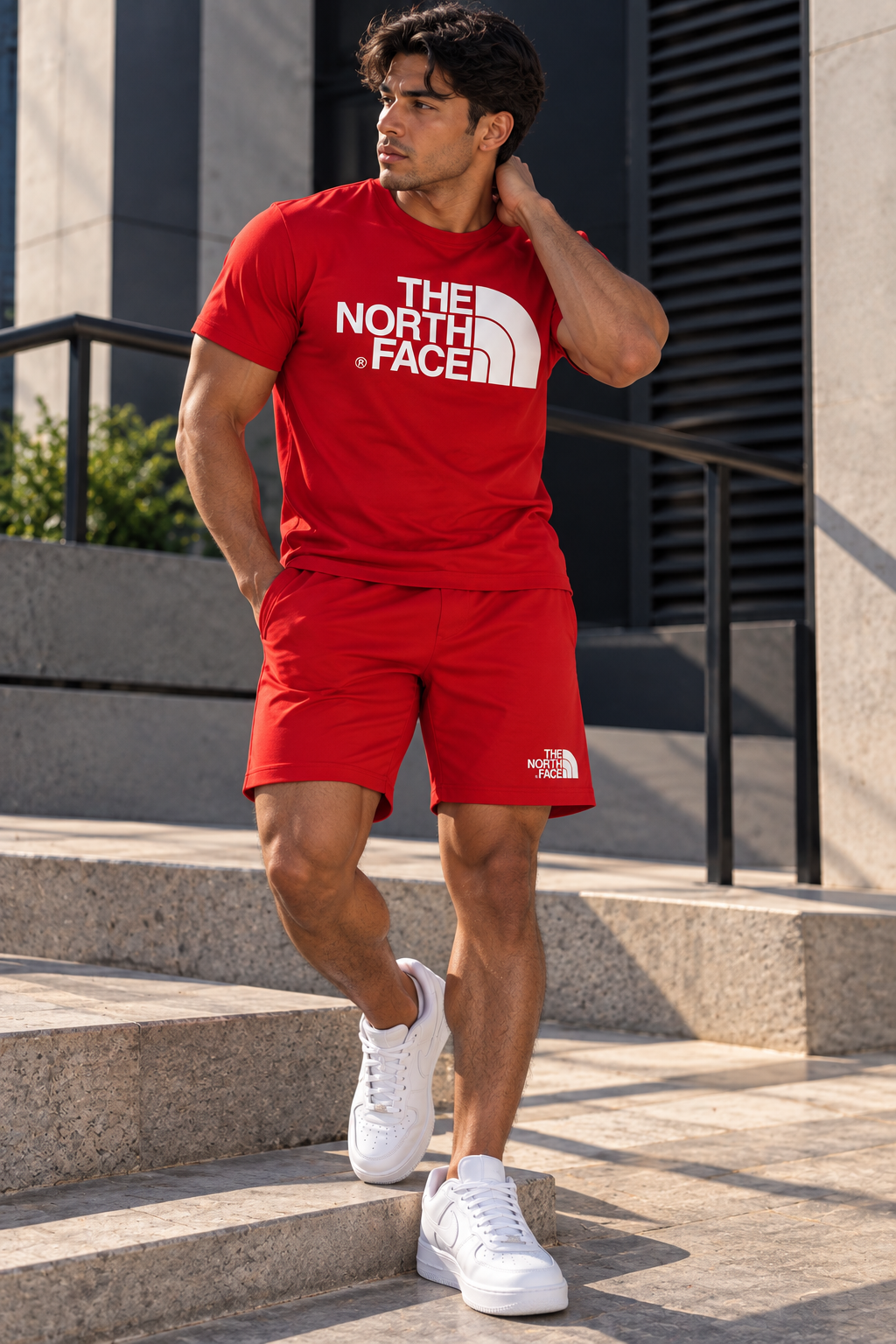 Conjunto corto para hombre en rojo con estampados gráficos blancos en camiseta y short