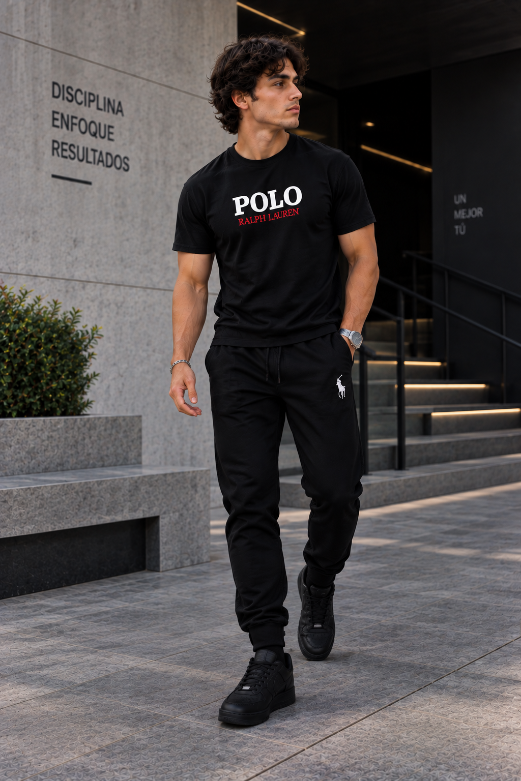 Conjunto largo hombre camiseta jogger negro logo deportivo JV304 - Jovis