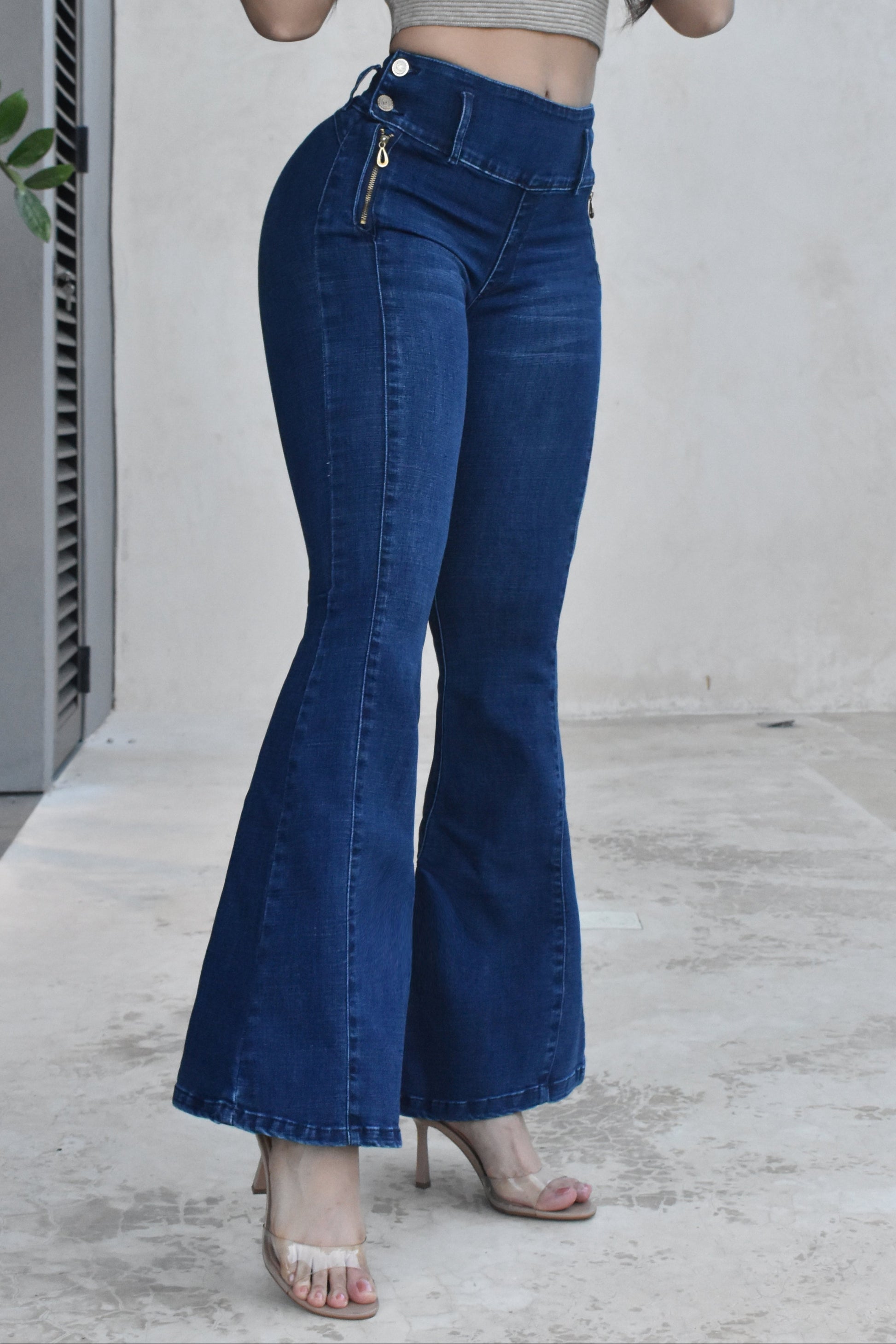Jean Mujer Levanta Cola (C-B254064-T) ●