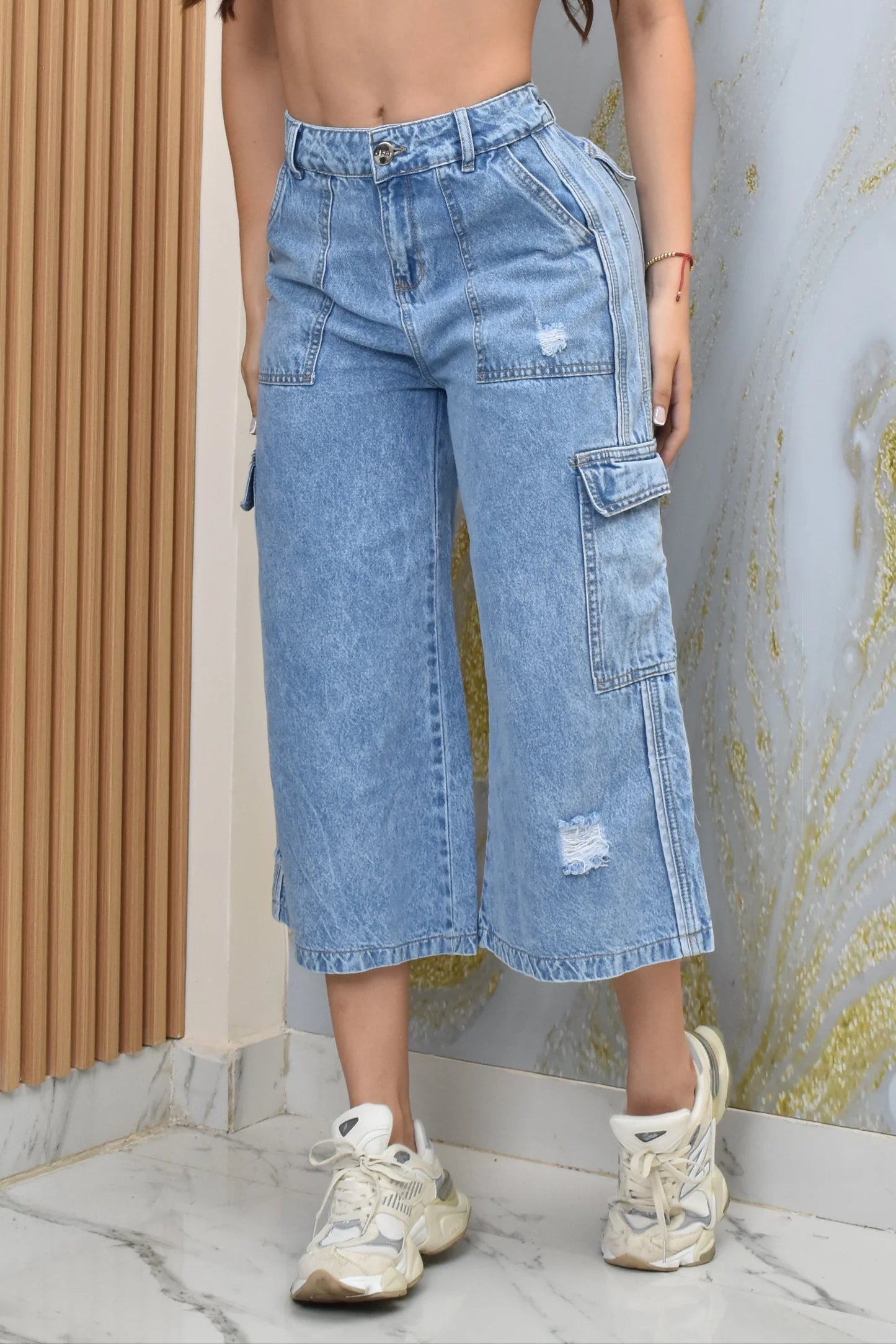 Jean Mujer Levanta Cola (C-BY253505-T) ●
