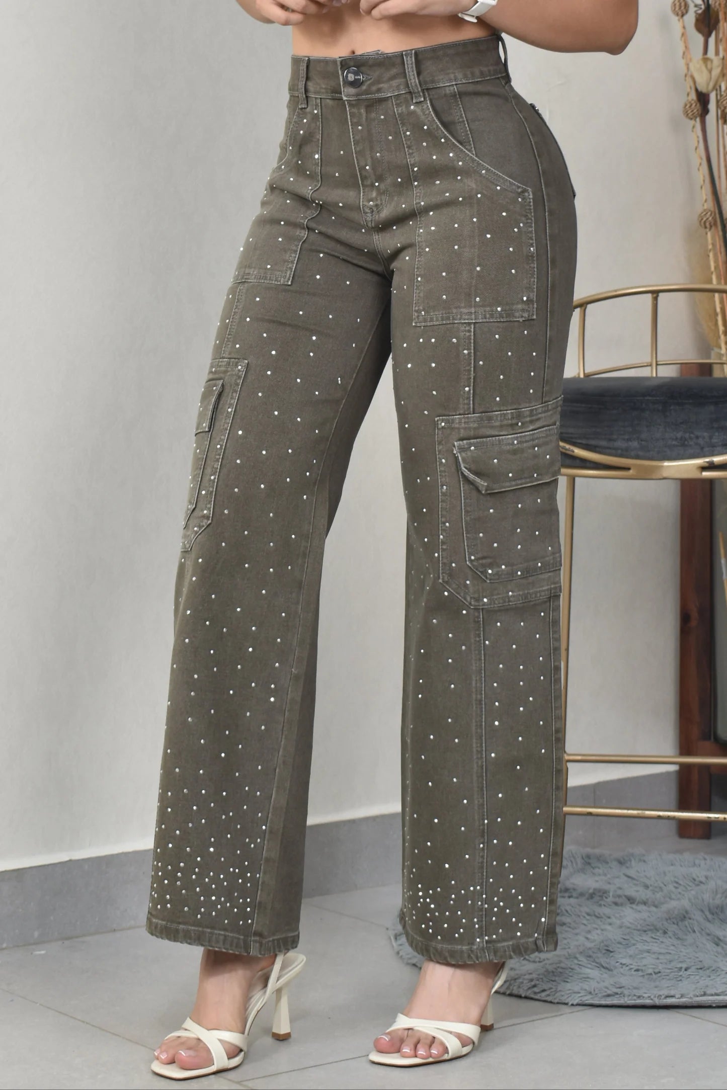 Jean Mujer Levanta Cola (C-BY254070-T) ●