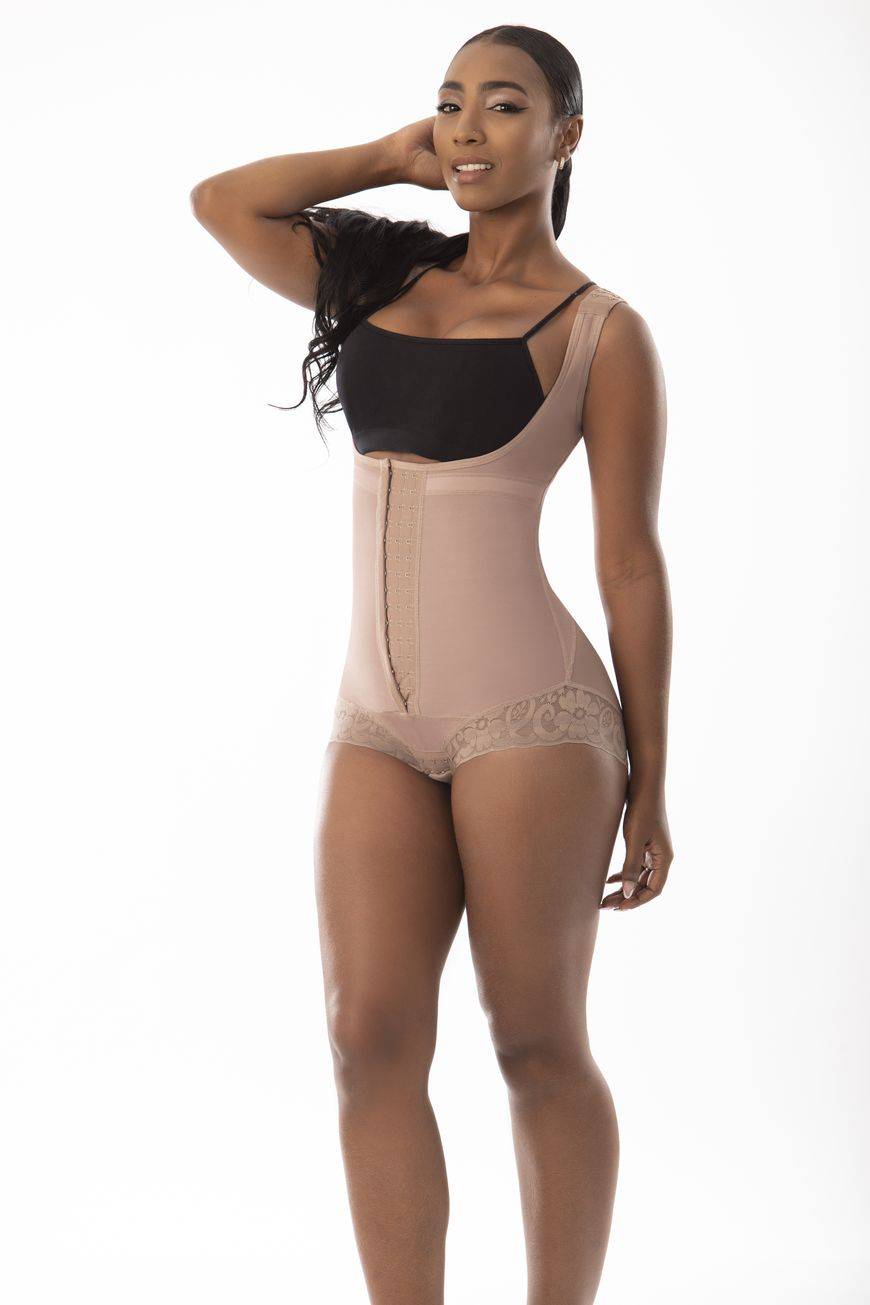 Faja Senos Libres Con Panti Corto (C-FP0411-M)